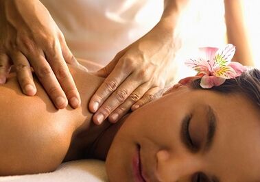 massage pour l'ostéochondrose de la colonne cervicale