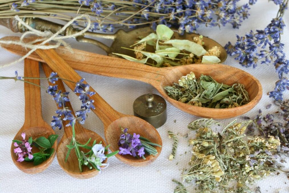 La médecine traditionnelle peut être utilisée pour traiter l'ostéochondrose thoracique.